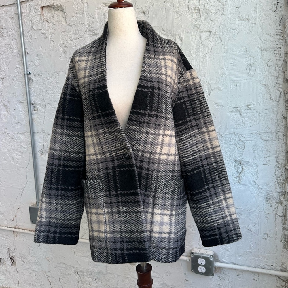 Banana Republic Black & White Plaid Open-Front Coatigan